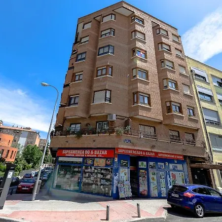 Apartamento4Estaciones Madrid Exterior photo