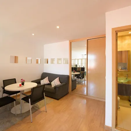 Apartamento4Estaciones Madrid Exterior photo